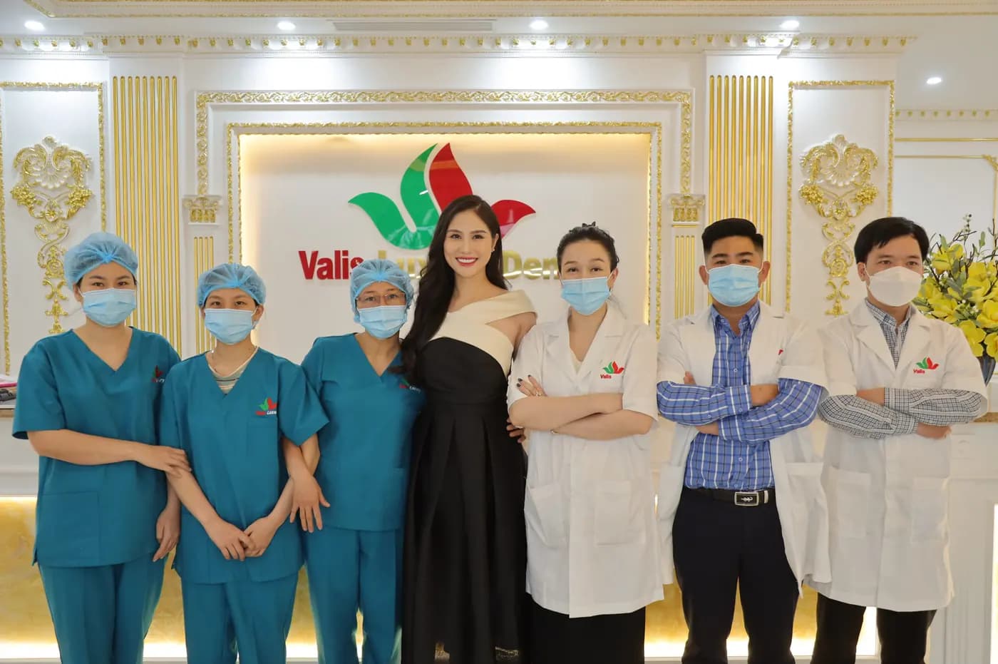The Dental Việt Nam dentists and staff